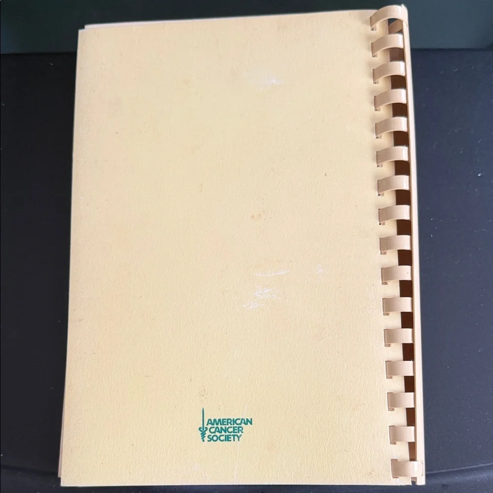 Vintage Taste Alabama‎ Tradition Cookbook - Yellow Cover